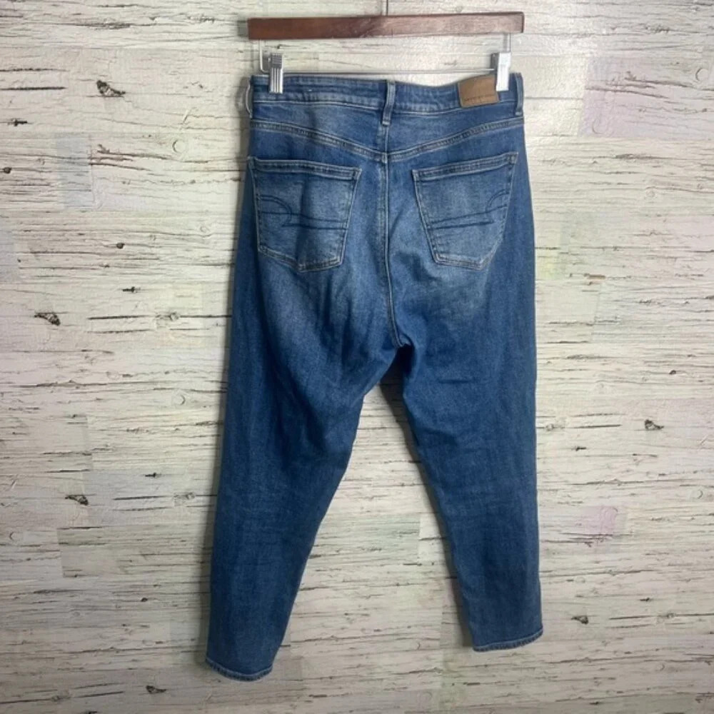 American Eagle Mom Jeans size 4 - Picture 8 of 8